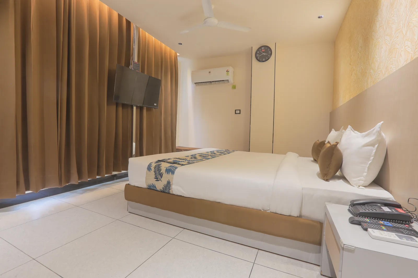 Ujjain darshan photo – RB6 – Hotel Shrimmaya near Mahakaleshwar Temple Ujjain