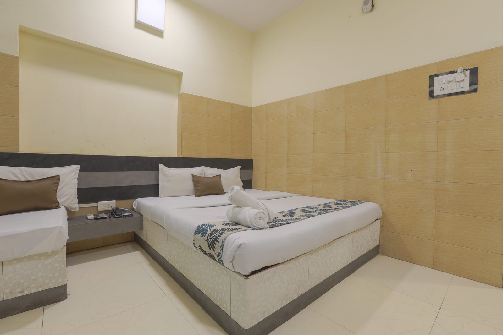 Ujjain darshan photo – RC7 – Hotel Shrimmaya near Mahakaleshwar Temple Ujjain